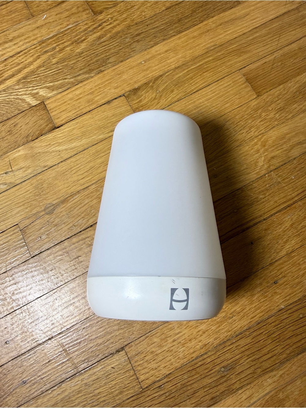 Hatch White Sound & Night Light Soother